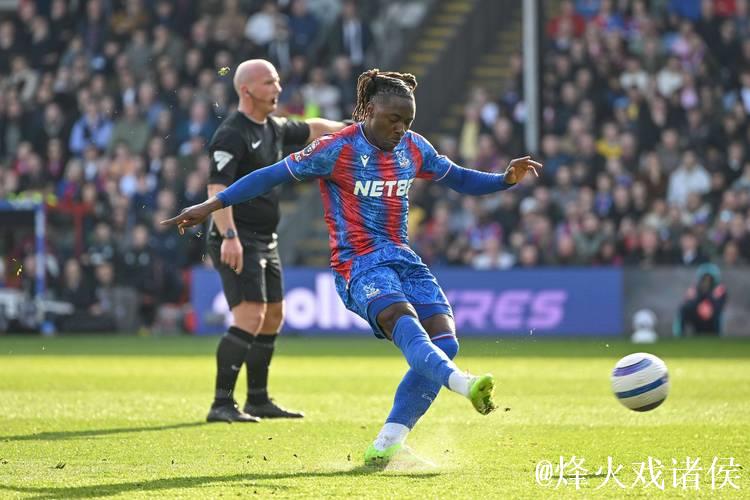 热刺6000万镑签约条款达成,怀特同意转会,森林老板怒批信息泄露 热刺6000万镑签约条款达成,怀特同意转会,森林老板怒批信息泄露