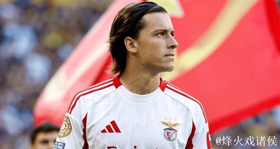 皇马官宣重磅回购!5000万欧拿下22岁葡超新星 签6年合同 曼联分红 皇马官宣重磅回购!5000万欧拿下22岁葡超新星 签6年合同 曼联分红